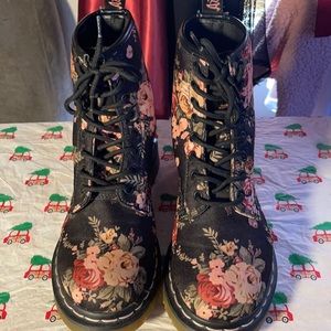 Original 1460 floral doc martens